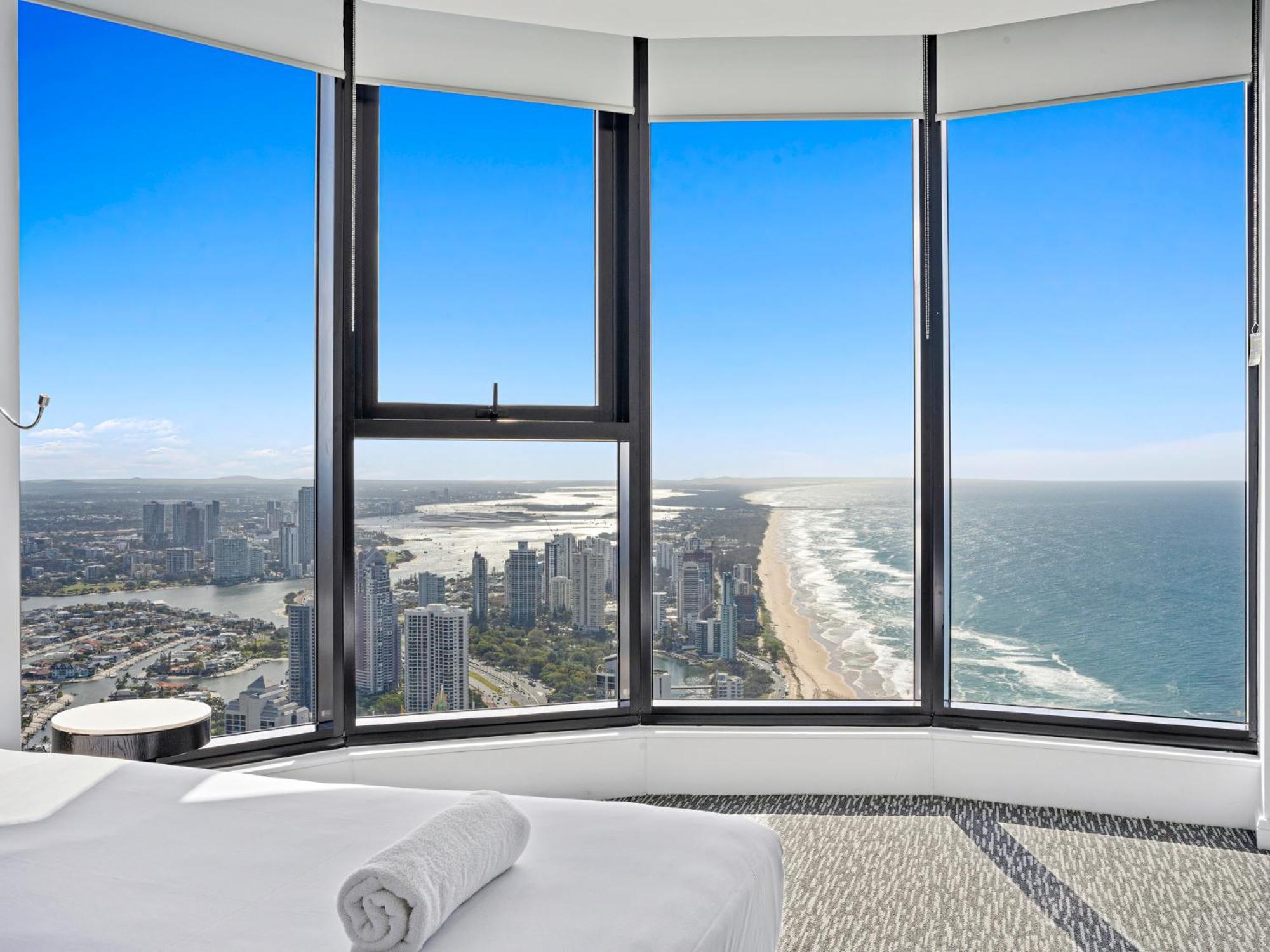 Surfers Paradise New Beachfront Apartments Gold Coast Exterior foto